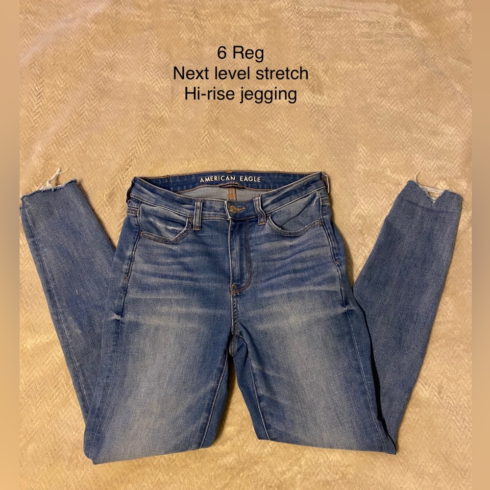 American Eagle size 6 Reg hi-rise jegging